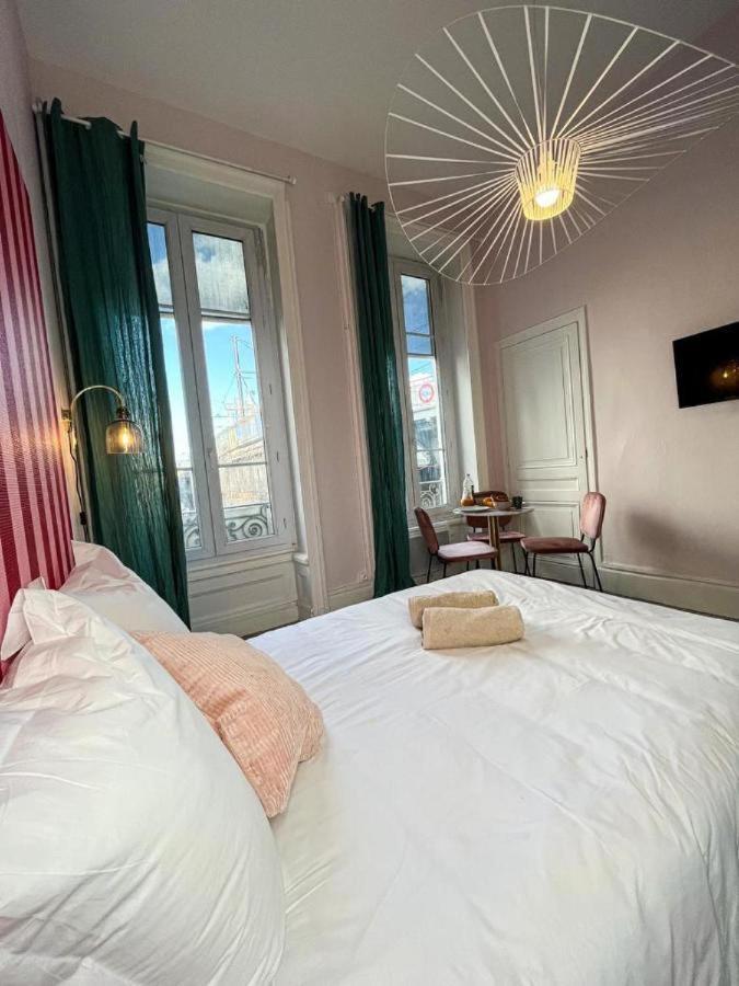 Suite Whitney Lião Exterior foto